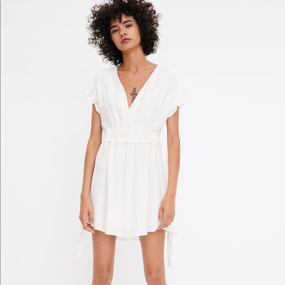 Zara Dresses & Skirts - Zara White dress with Bows size XS